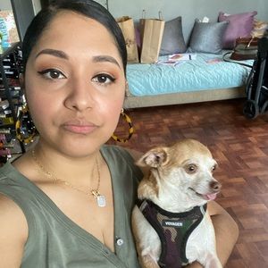 Meet your Posher, Bernadette